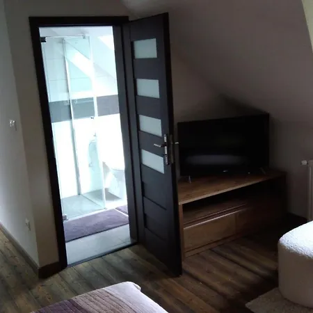 Apartmán Route 18 *